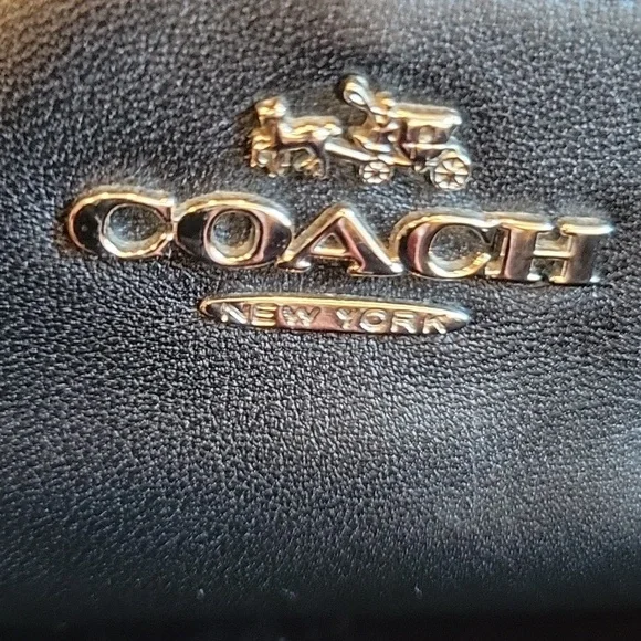 Coach large handbag silver hardware - Picture 2 of 14